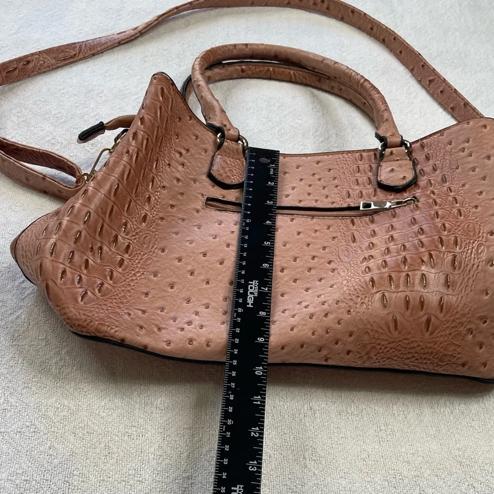 Elegant Caramel & Brown Textured‎ Handbag and Wallet Set. Shoulder